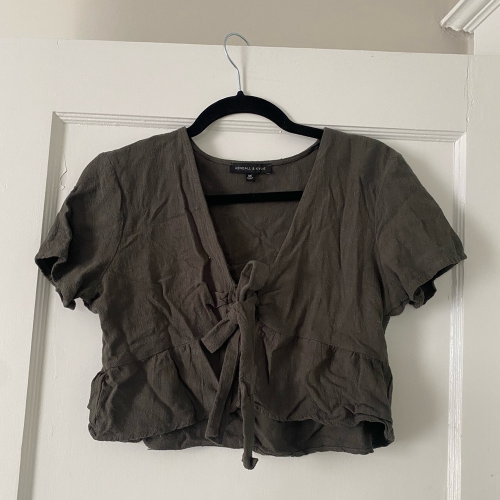 Kendall & Kylie Wrap Front Top size M